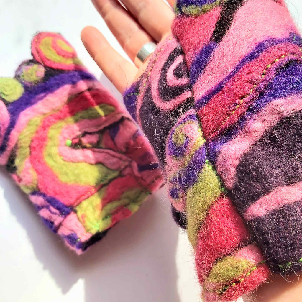 Why Fingerless Gloves Remind me of Oliver Twist