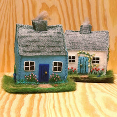 Handmade Felt Cottage Keepsake with Garden—Unique Cottagecore Decor