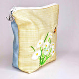 Handmade Embroidered Flat Bottom Pouch With Zip and Daisies and Bee Motifs - Parade Handmade