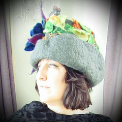 Felt Hat With Mum and Baby Mice, Lge, By Parade.